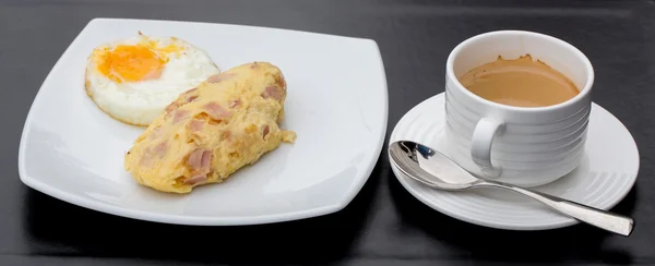 Omelette and  coffee — Stock Photo, Image