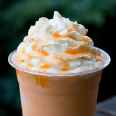 Portakallı gazoz cam