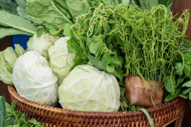 Farklı sebze sepeti kümesi