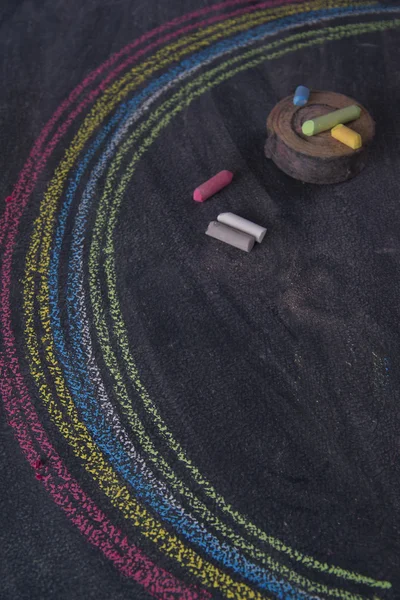 チョークで描かれた虹 — ストック写真