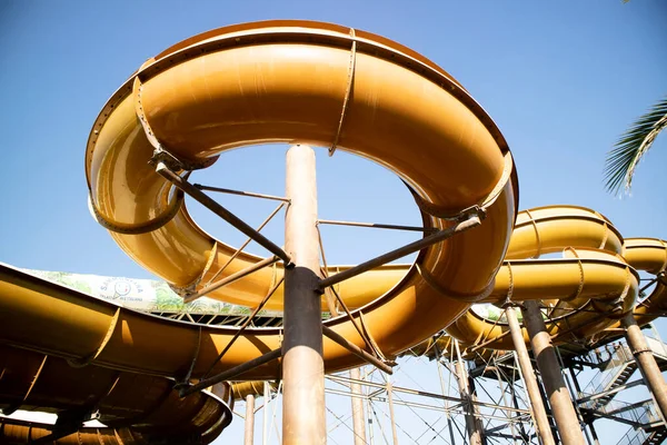 View Steel Structure Anaconda Attraction Water Park — Stock Photo, Image