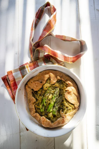 Vegan Cuisine Savory Cake Made Natural Ingredients Spelled Flour Asparagus — Stock Photo, Image