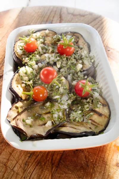 Grilled Aubergines Flavored Rosemary Olive Oil Garlic Presented Rectangular Tray — Stock Photo, Image