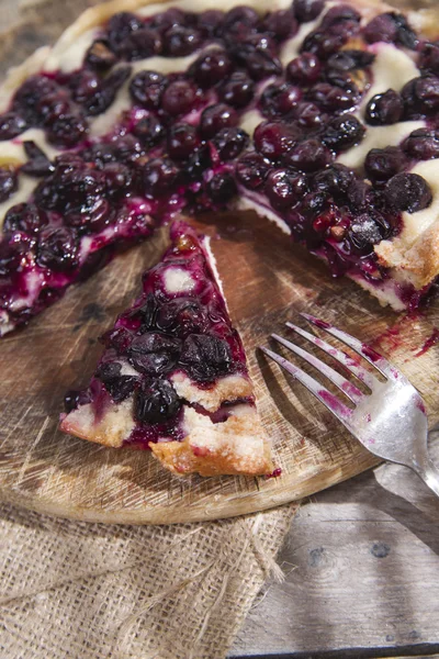 Focaccia met rode druif aardbei — Stockfoto