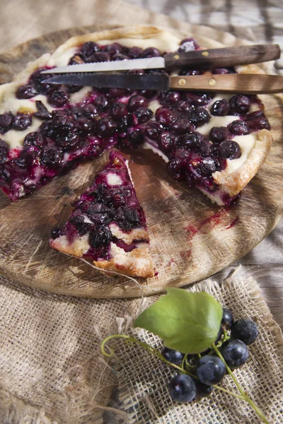 Focaccia with red grape strawberry — Stock Photo, Image