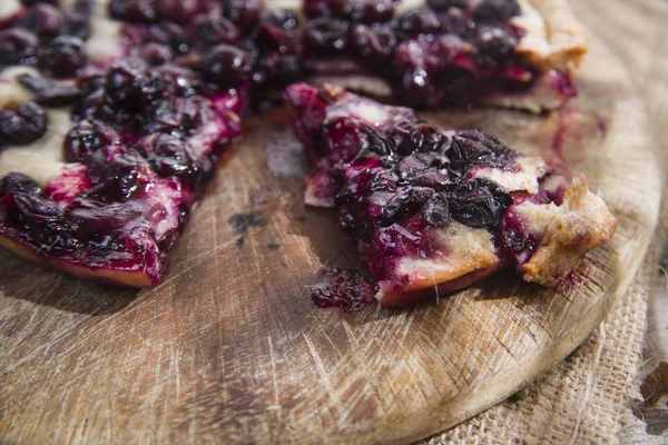 Focaccia con fragola di uva rossa — Foto Stock