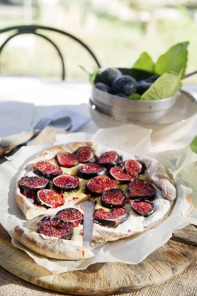 Focaccia with figs — Stock Photo, Image