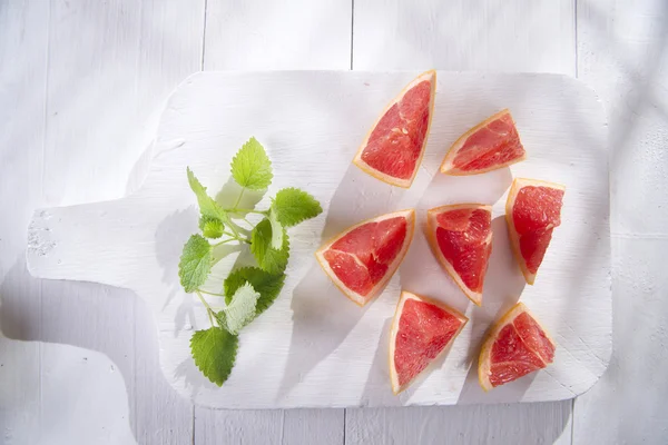 Slices of red grapefruit — Stock Photo, Image