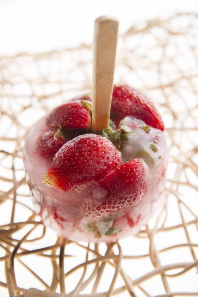 Helado de fresa — Foto de Stock