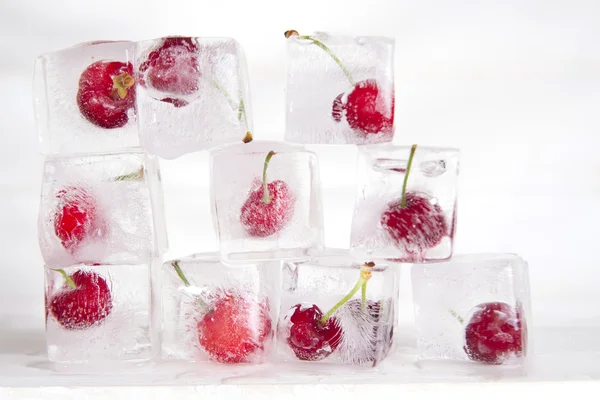 Frozen cherries — Stock Photo, Image