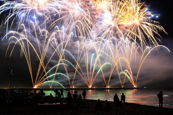 Fuegos artificiales —  Fotos de Stock