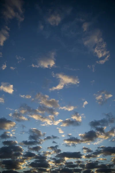 Cloudy sky at dawn — Stock Photo, Image