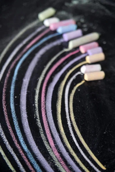 Arco-íris desenhado com giz — Fotografia de Stock