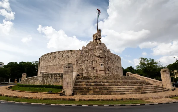 Merida. Pomnik ojczyzny, Yucatan, Meksyk. Patria zabytku — Zdjęcie stockowe