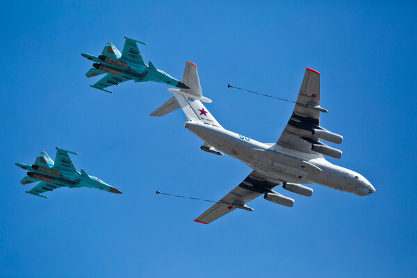 MOSCOW - MAY 7: Refueling aircraft and fighters participate at l