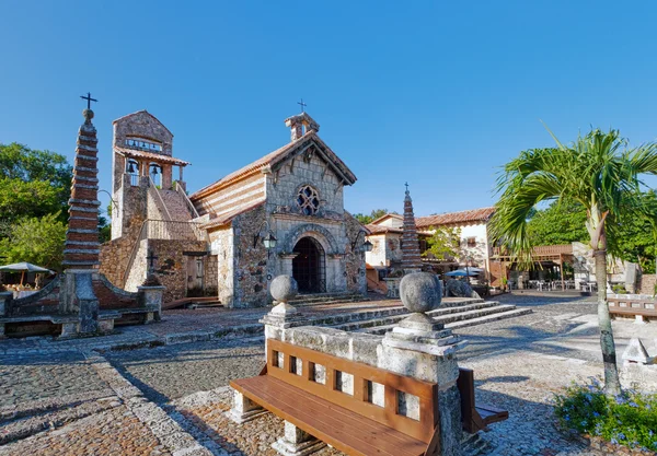 Antiguo pueblo en República Dominicana (Altos de Chavon ) —  Fotos de Stock