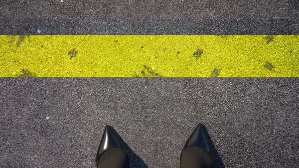 Gele Lijn Een Vrouw Voor Lijn Concept Illustratie Met Pompschoenen — Stockfoto