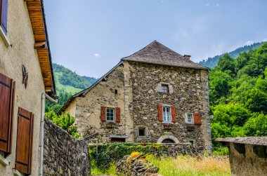Rustik evlerde Borce Fransız Köyü.