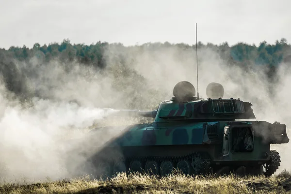 Tanque - militar — Fotografia de Stock