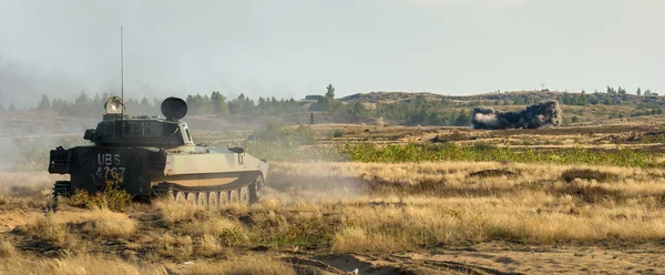 Tank - militaire — Stockfoto