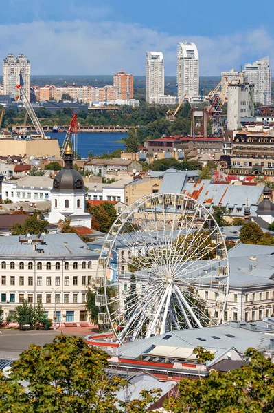 Summer Cityscape Old Podil District Kyiv Ferris Wheel Bell Tower — Stock Photo, Image