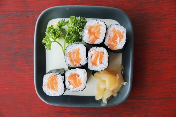 Zalm maki sushi — Stockfoto