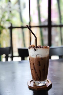 tavuk teriyaki kümesinde yakın çekim