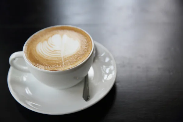 Cappuccino-kaffe på nært hold – stockfoto