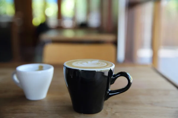 Horký cappuccino káva na pozadí — Stock fotografie