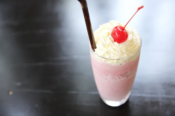 Strawberry milk shake — Stock Photo, Image