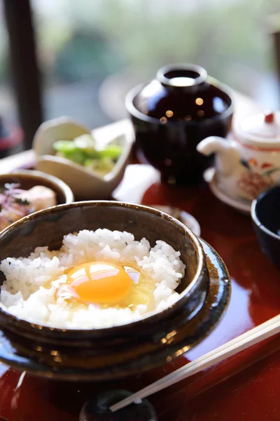 Japanese traditional food mixes a raw egg and rice — Stock Photo, Image