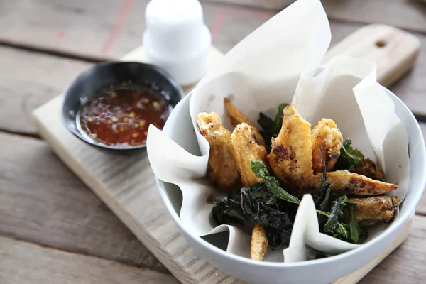 Smažené kuřecí asijský styl thajská jídla — Stock fotografie