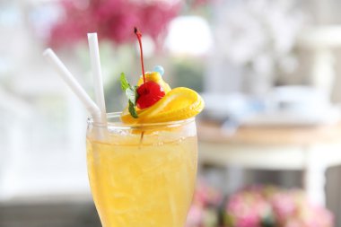 Buz meyve çay içecek