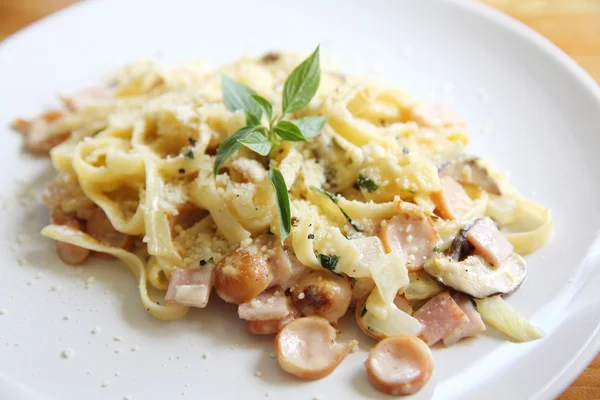 Těstoviny carbonara italský jídlo — Stock fotografie