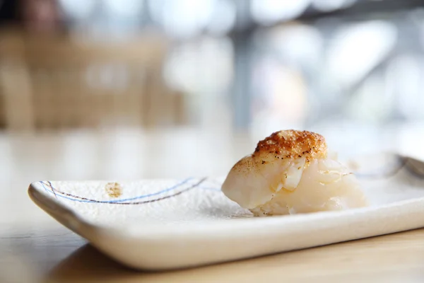 Fresh sea scallops sushi Japanese food — Stock Photo, Image