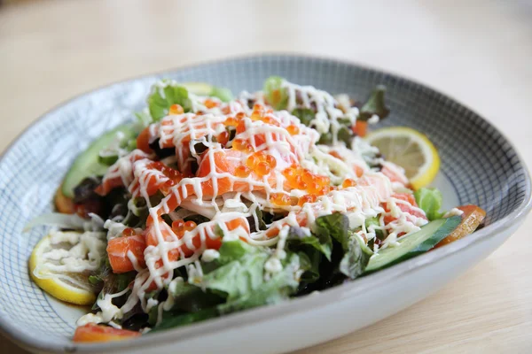 Salad with salmon japanese food — Stock Photo, Image