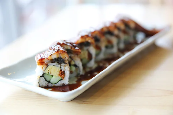 Comida japonesa sushi enguia rolo maki — Fotografia de Stock