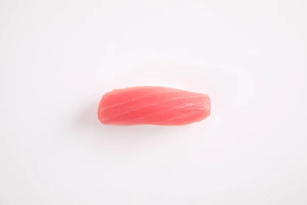 Tonfisksushi Japansk Mat Isolerad Vit Bakgrund — Stockfoto