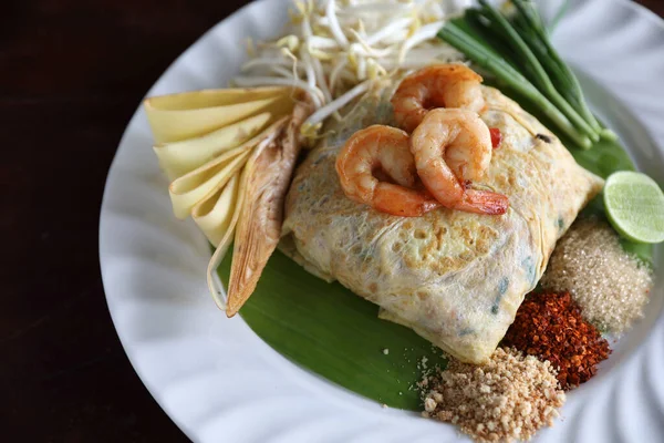 Nourriture Thaïlandaise Locale Pad Thai Nouilles Frites Aux Crevettes — Photo