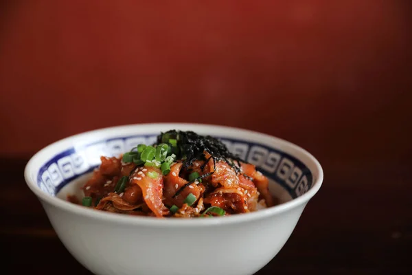 Daging Babi Dengan Kimchi Pada Makanan Jepang — Stok Foto