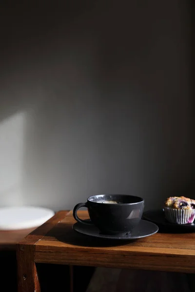 Coffee Cup Muffin Wood Table Local Coffee Shop — Stock Photo, Image