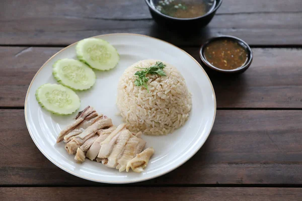 Masakan Thailand Gourmet Ayam Kukus Dengan Nasi Khao Mun Kai — Stok Foto