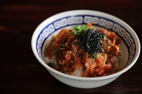 Daging Babi Dengan Kimchi Pada Makanan Jepang — Stok Foto