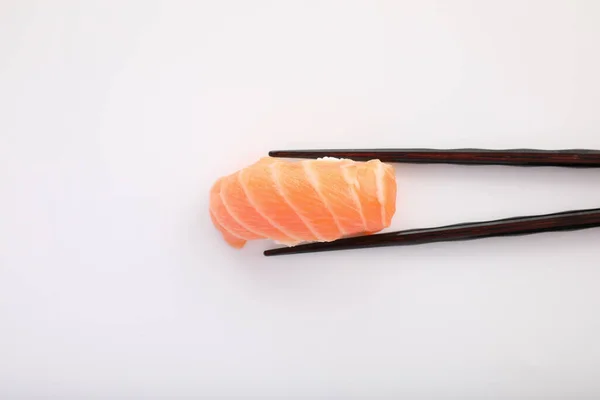 Salmón Sushi Sake Sushi Comida Japonesa Aislada Fondo Blanco — Foto de Stock