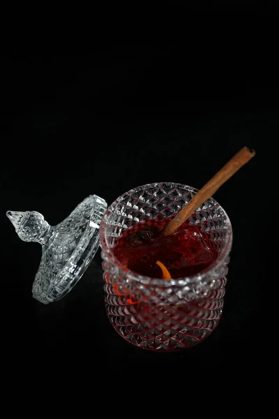 Rosa Cocktailglas Mit Eis Der Theke — Stockfoto