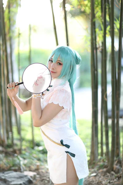 Japan Anime Cosplay Porträtt Flicka Med Kinesiska Klänning Kostym Kinesiska — Stockfoto