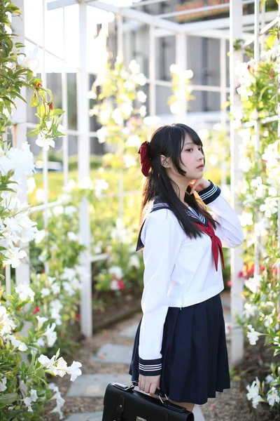 Asian School Girl Walk Looking Flower Garden Background — Stock Photo, Image