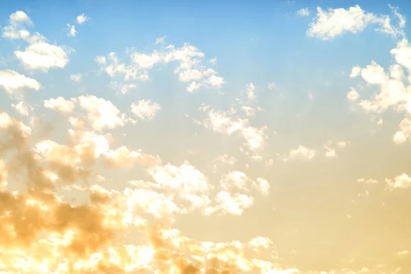 Gün Doğumunda Gökyüzü Arkaplanı — Stok fotoğraf