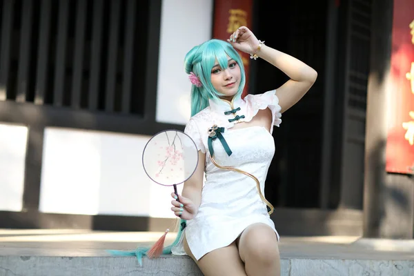 Japan Anime Cosplay Porträtt Flicka Med Kinesiska Klänning Kostym Kinesiska — Stockfoto