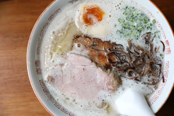 Macarrão Ramen Com Porco Ovo Sopa Comida Japonesa — Fotografia de Stock